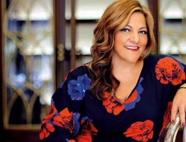 Βίκυ Σταυροπούλου: «Κλείσε το στόμα σου- Μπροστά στις κάμερες θα πω για τον έρωτά μου;» (βίντεο)